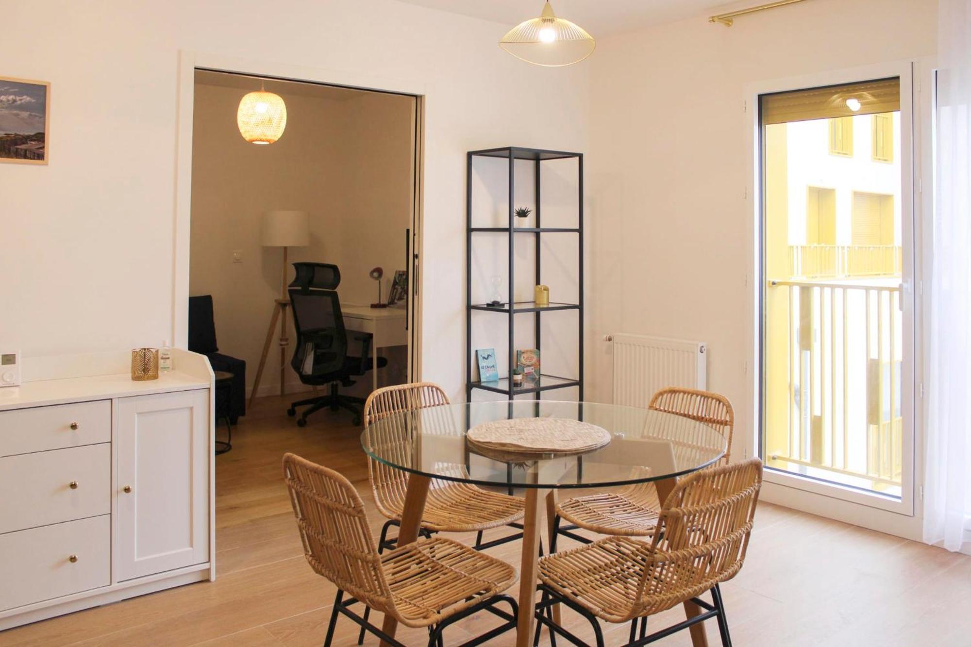 Apartment Cozy 60 M On The Outskirts Of Paris *