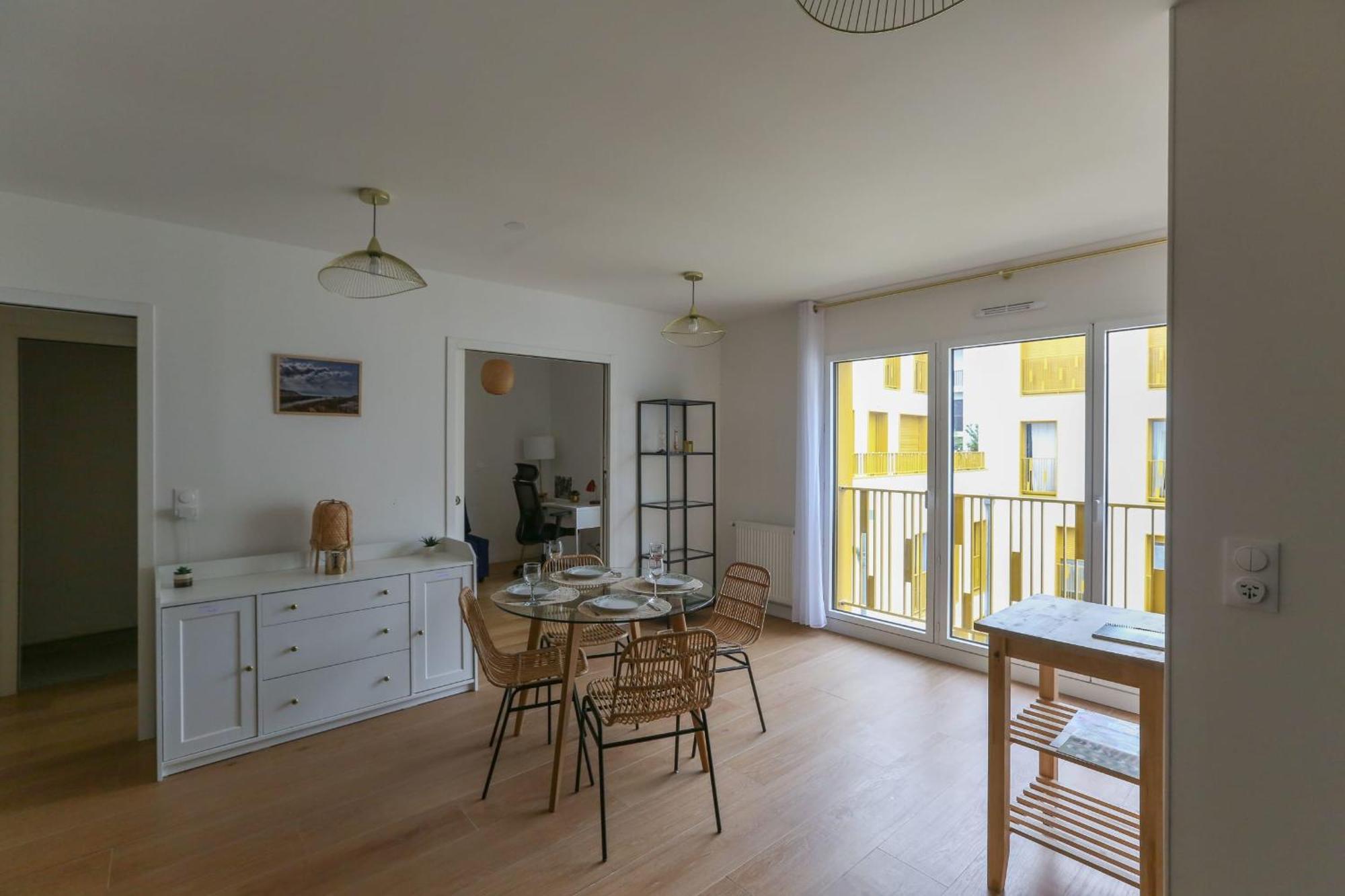 Cozy 60 M On The Outskirts Of Paris Apartment