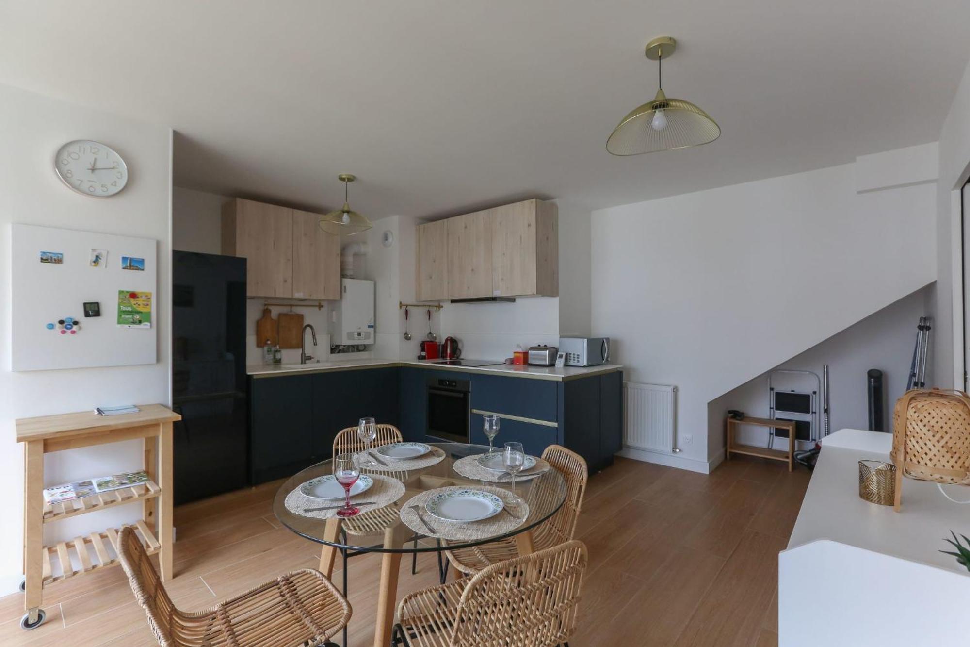 Cozy 60 M On The Outskirts Of Paris Apartment